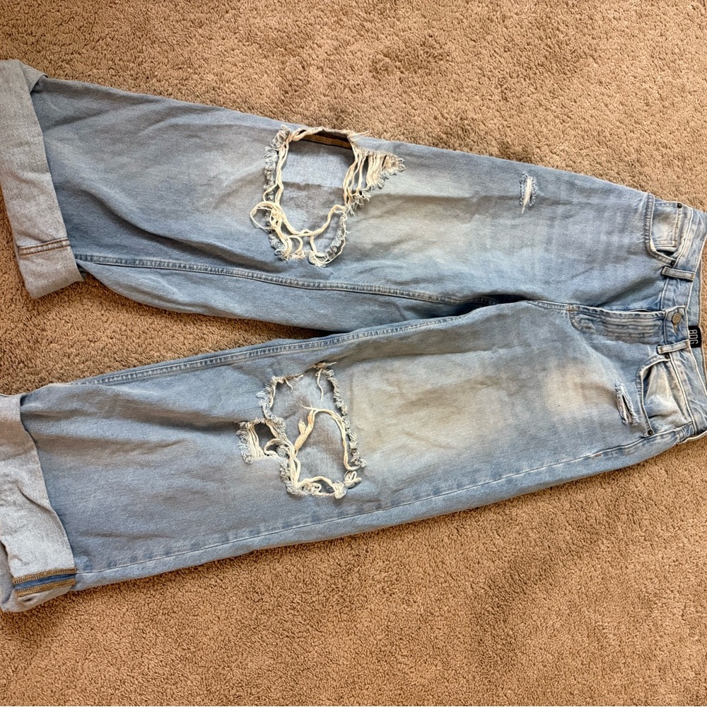 Stylish Blue Distressed Women's Jeans